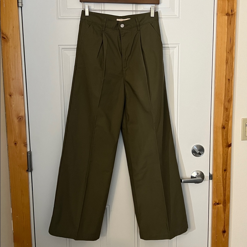 Levi's Olive Green Pants